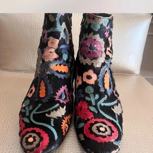 AGL pony hair Floral Patterned embroidered Ankle Boots EU 38 - Picture 5 of 9